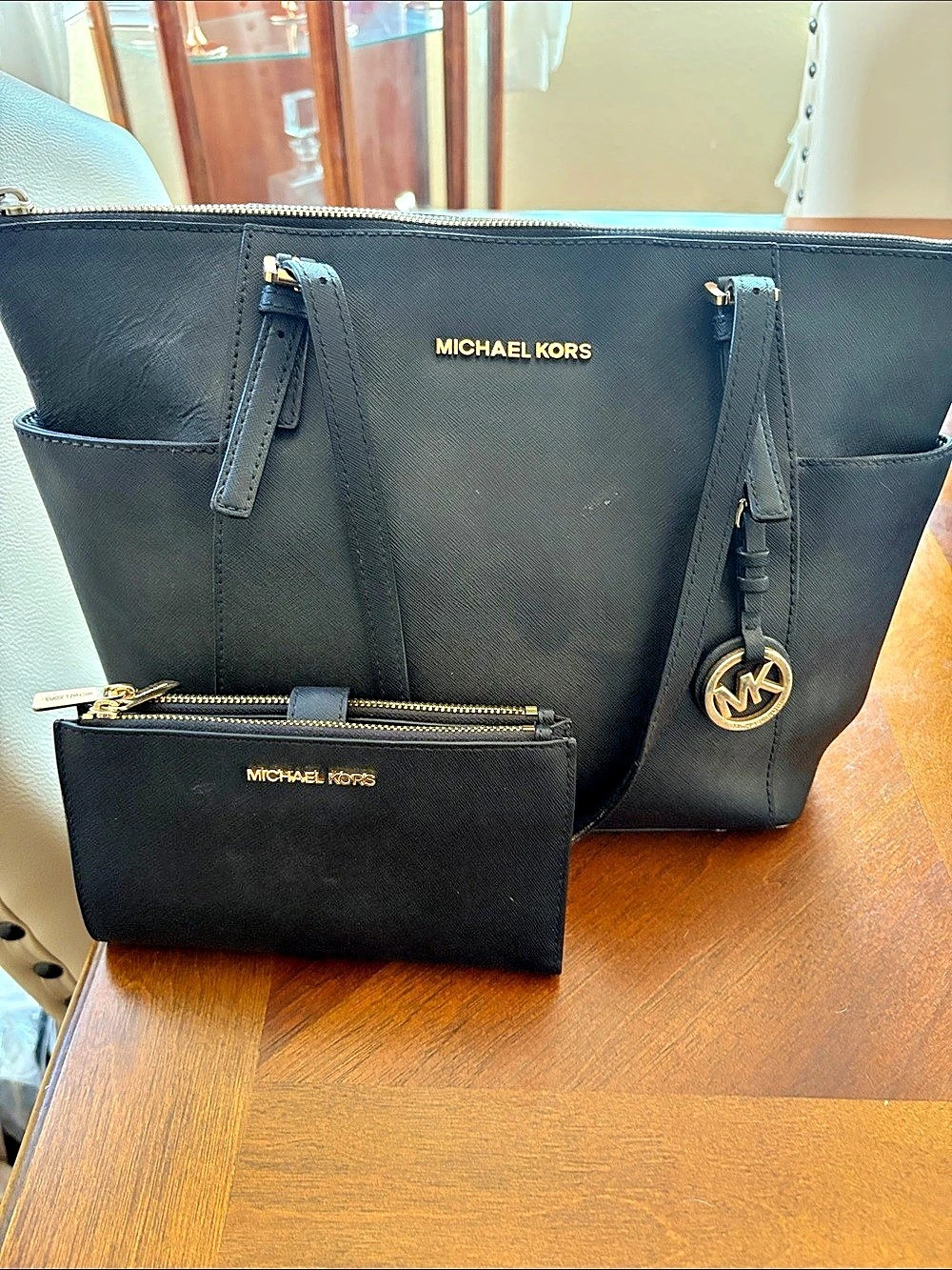 Michael Kors Jet Set Travel Large Saffiano Leather Tote Bag and Wallet Set &